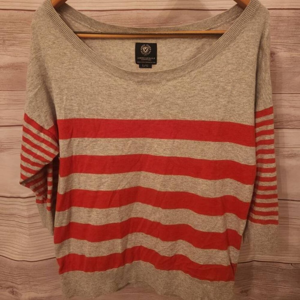 American Eagle Outfitters Sweater